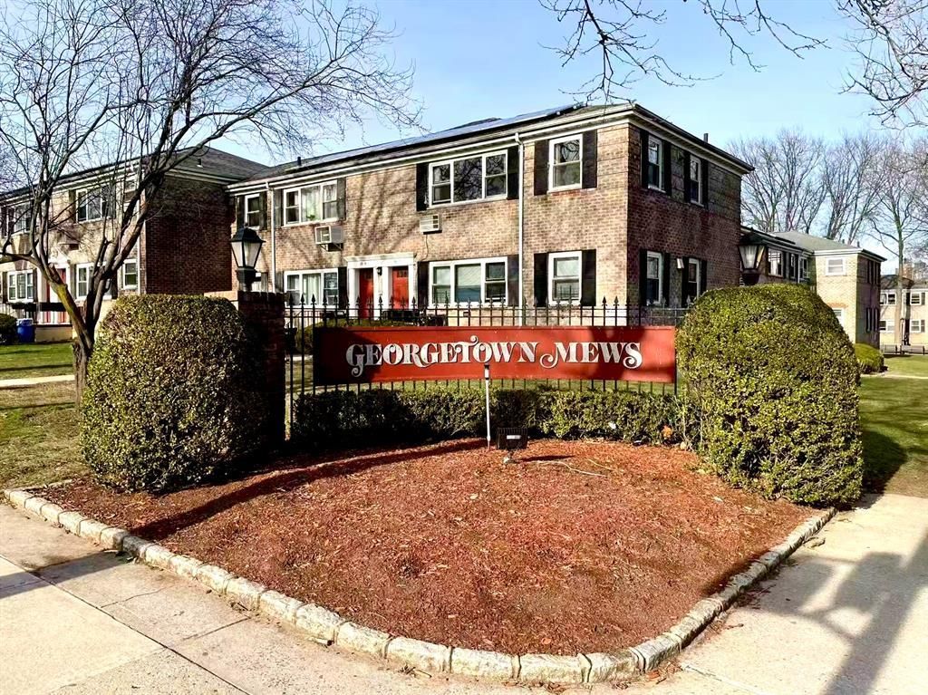 6762 150th Street 426B, Flushing, NY 11367
