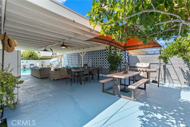 8521 Gloria, North Hills (los Angeles), CA 91343