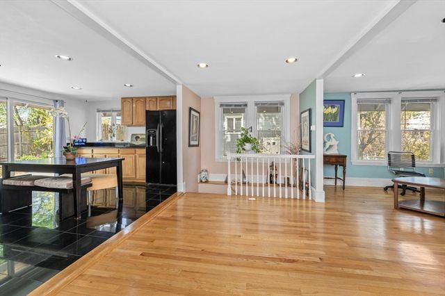 15 Murray Hill Rd, Medford, MA 02155