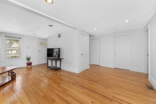 15 Murray Hill Rd, Medford, MA 02155