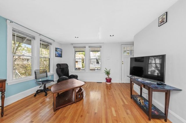 15 Murray Hill Rd, Medford, MA 02155