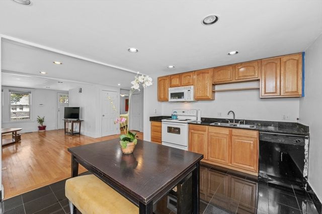 15 Murray Hill Rd, Medford, MA 02155
