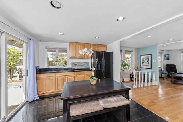 15 Murray Hill Rd, Medford, MA 02155