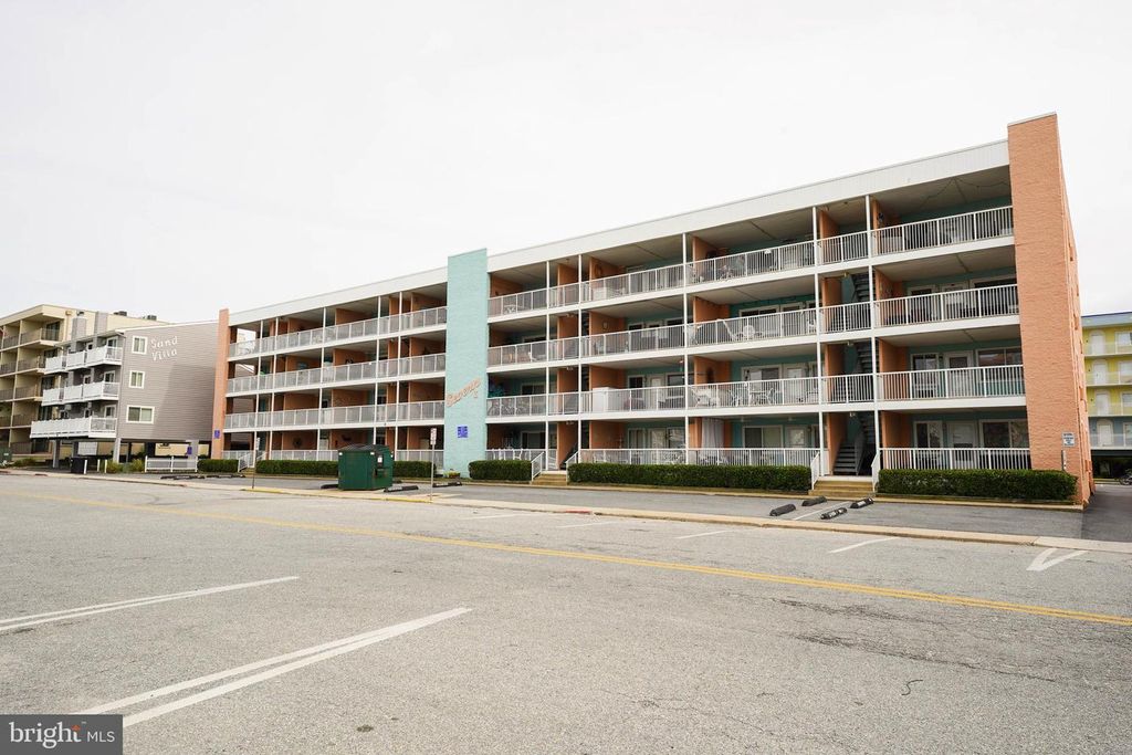 17 139th St Unit 101, Ocean City, MD 21842
