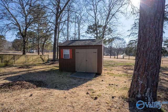 6005 Golf Road, Fort Payne, AL 35967