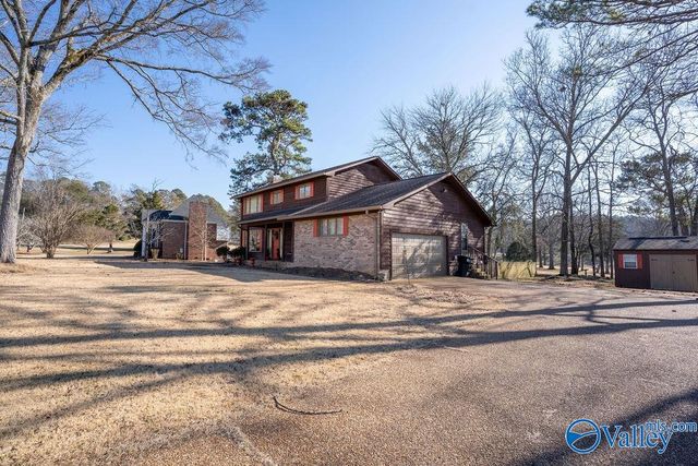 6005 Golf Road, Fort Payne, AL 35967