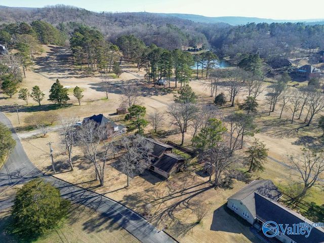6005 Golf Road, Fort Payne, AL 35967