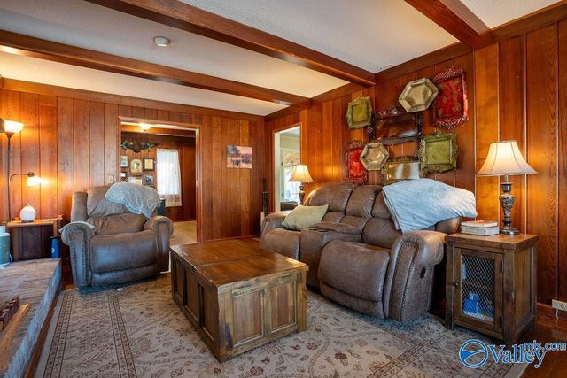 6005 Golf Road, Fort Payne, AL 35967