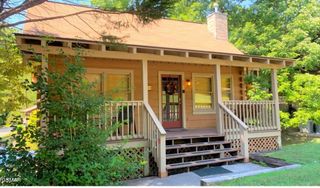 702 Osprey Way, Pigeon Forge, TN 37863