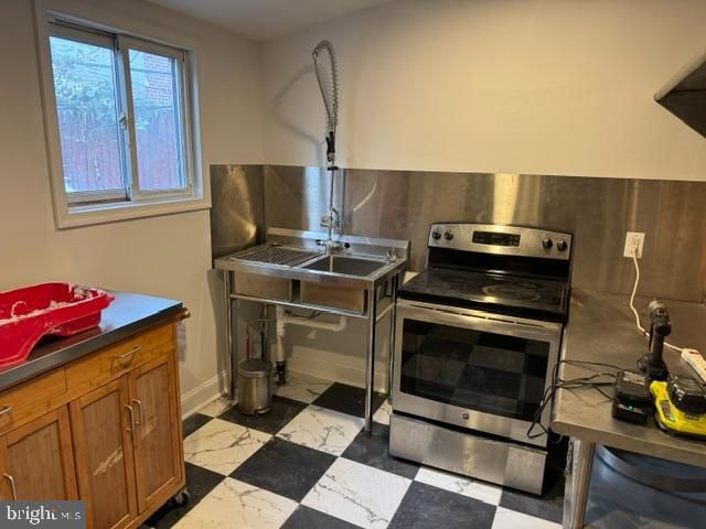 1929 HOFFMAN ST, Philadelphia, PA 19145