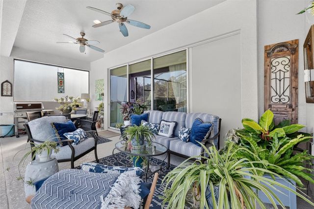 8464 BRIDGEPORT BAY CIRCLE, Mount Dora, FL 32757