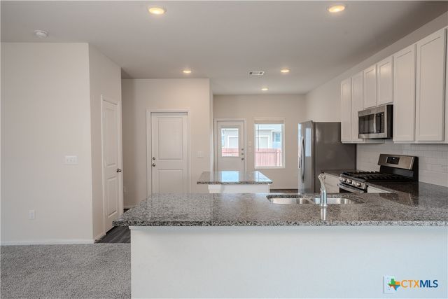 141 Everglades Drive, Kyle, TX 78640