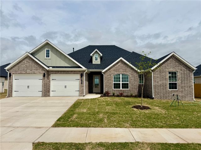 702 Primitivo Avenue, Tontitown, AR 72762