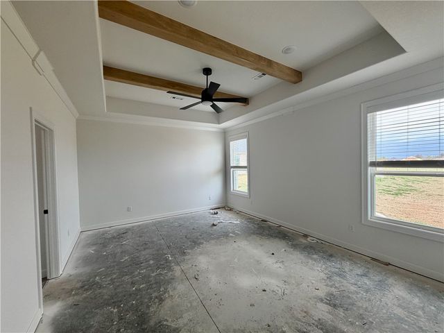702 Primitivo Avenue, Tontitown, AR 72762