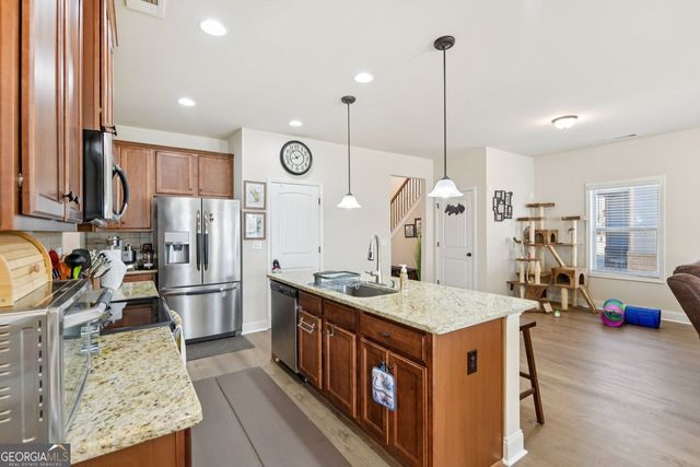 2002 Bridgewater Pass, Hampton, GA 30228