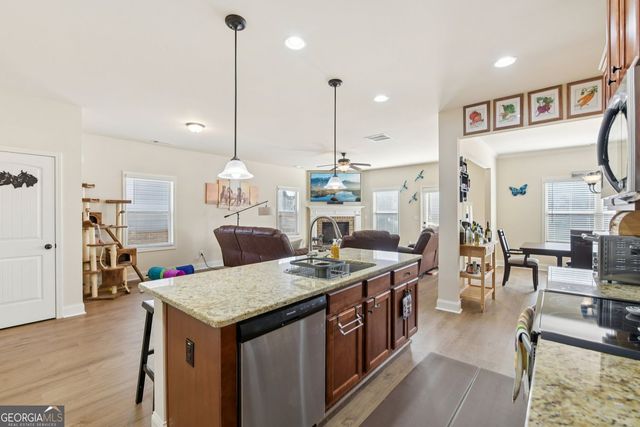 2002 Bridgewater Pass, Hampton, GA 30228