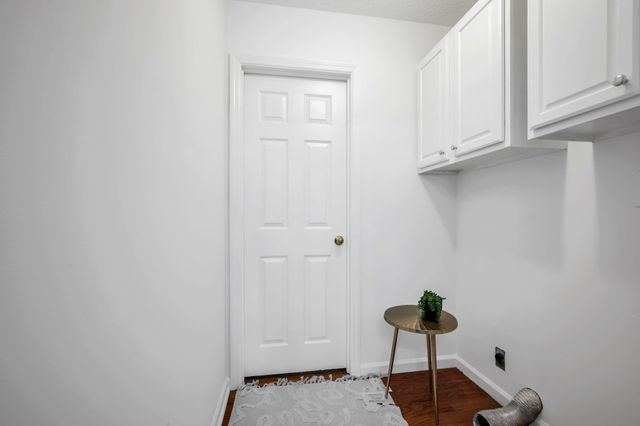 213 McCreary Hts, Dickson, TN 37055
