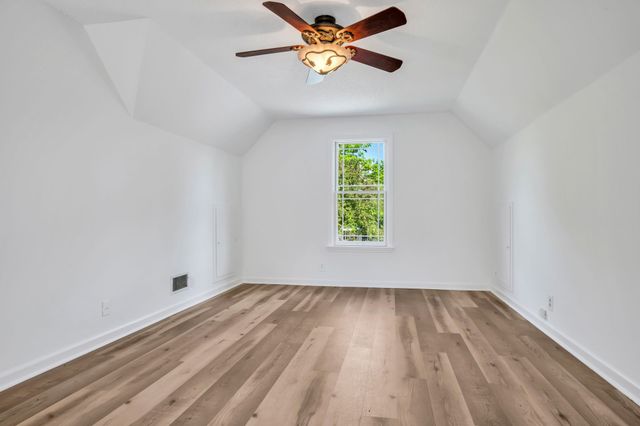 213 McCreary Hts, Dickson, TN 37055