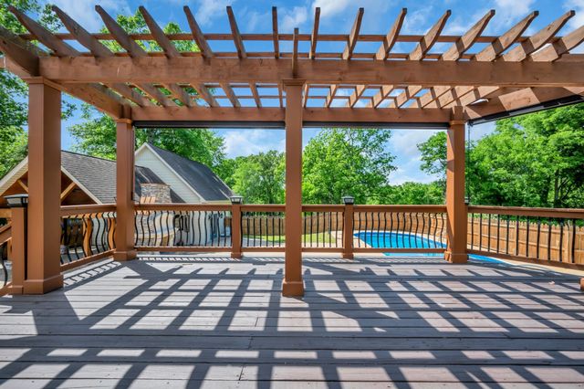 213 McCreary Hts, Dickson, TN 37055