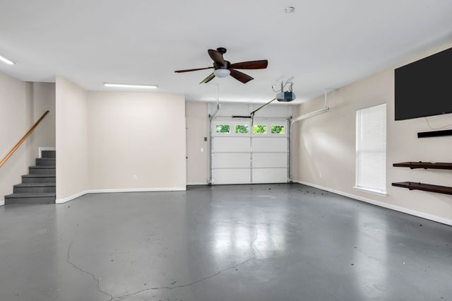 213 McCreary Hts, Dickson, TN 37055