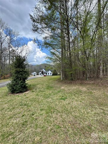 101 Autumn Leaves Way, Marietta, SC 29661