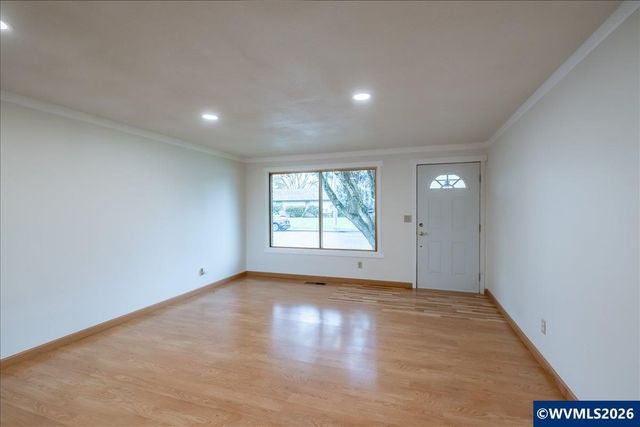 4735 Satter Dr NE, Salem, OR 97305