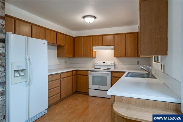 4735 Satter Dr NE, Salem, OR 97305