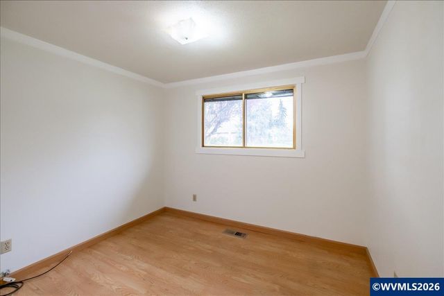 4735 Satter Dr NE, Salem, OR 97305