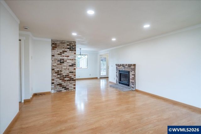 4735 Satter Dr NE, Salem, OR 97305