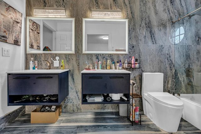 15643 Messina Isle Court, Delray Beach, FL 33446