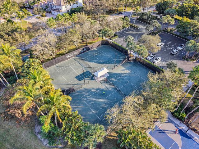 15643 Messina Isle Court, Delray Beach, FL 33446