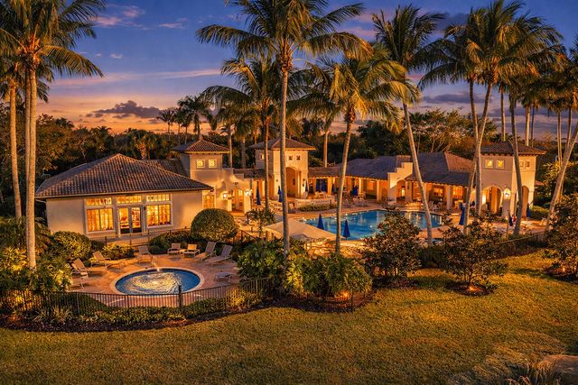 15643 Messina Isle Court, Delray Beach, FL 33446