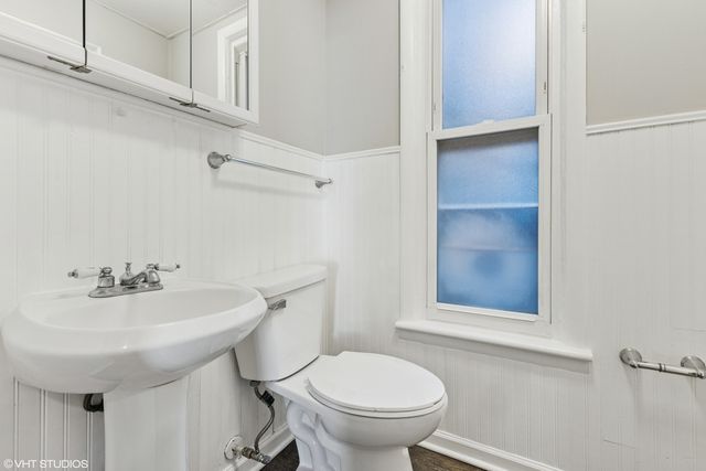 2335 W School Street, Chicago, IL 60618