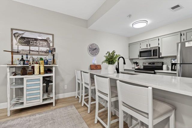 200 Sandestin Lane APT 708, Miramar Beach, FL 32550