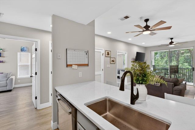 200 Sandestin Lane APT 708, Miramar Beach, FL 32550