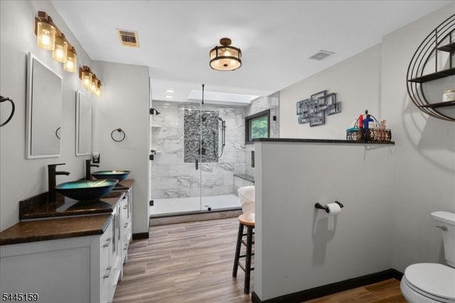 12 Angelo Dr, Sparta Twp., NJ 07871