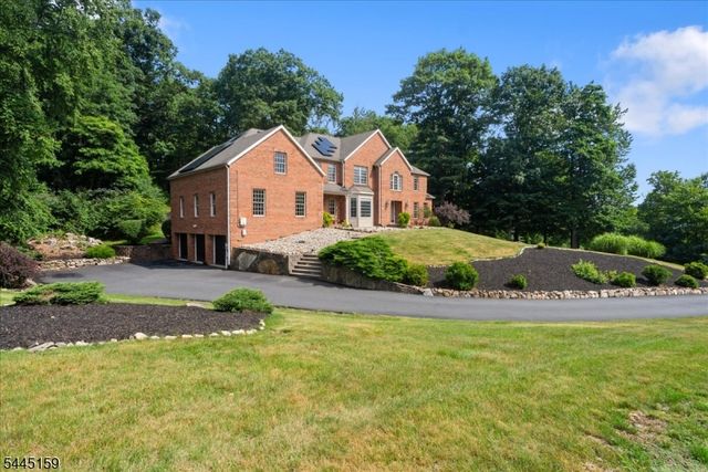 12 Angelo Dr, Sparta Twp., NJ 07871