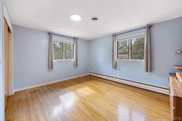 100 Eden Roc Circle, Dewitt, NY 13214