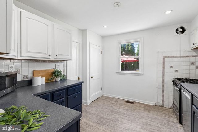 5572 OAKLAND RD, Halethorpe, MD 21227
