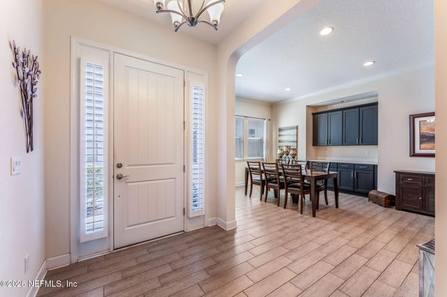 117 CRESTWAY Lane, Jacksonville, FL 32081