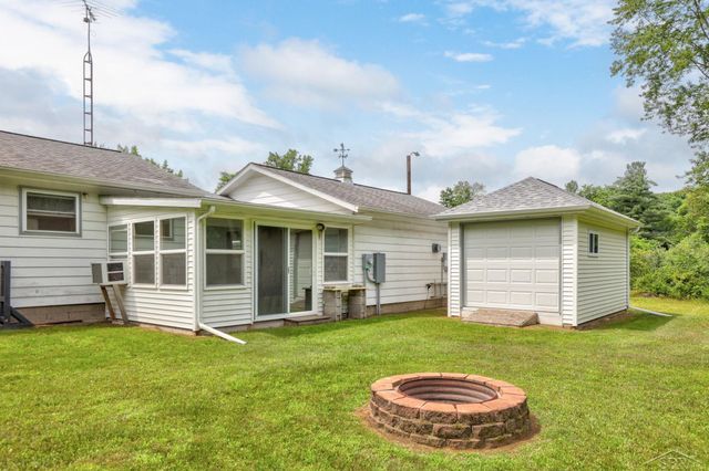 3050 W Sanilac Road, Vassar, MI 48768