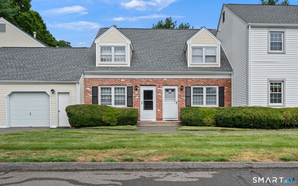 492 Dowd Avenue 492, Canton, CT 06019