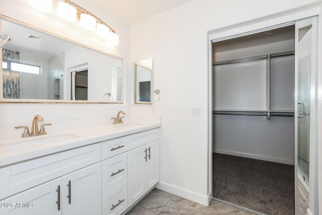 1101 E TAYLOR Trail, San Tan Valley, AZ 85143