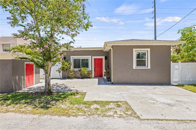 4318 1ST AVENUE S, St Petersburg, FL 33711