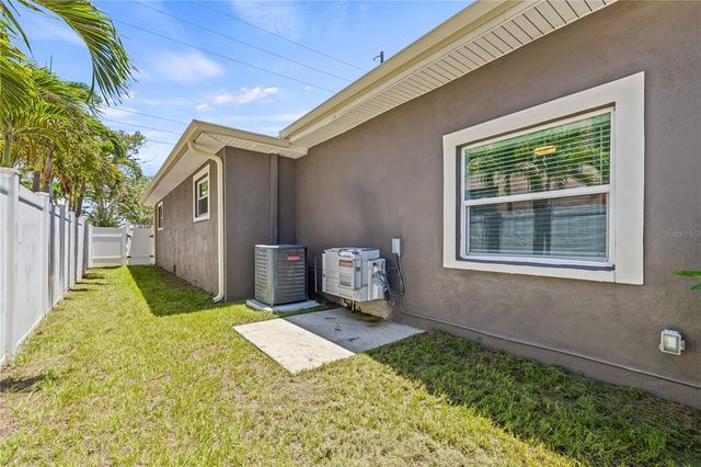 4318 1ST AVENUE S, St Petersburg, FL 33711