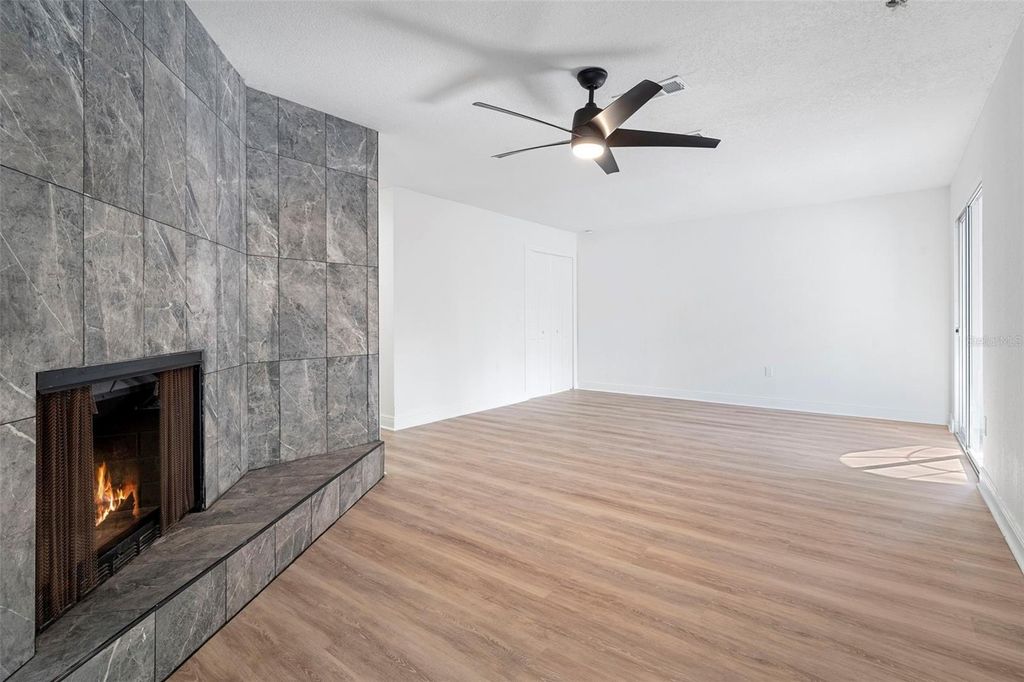 Image 25 of property listing at 1812 BAYWOOD AVENUE, Orlando, FL 32818