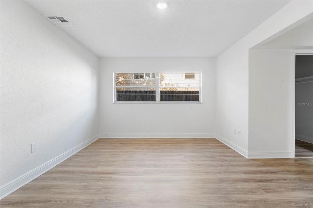 Image 34 of property listing at 1812 BAYWOOD AVENUE, Orlando, FL 32818