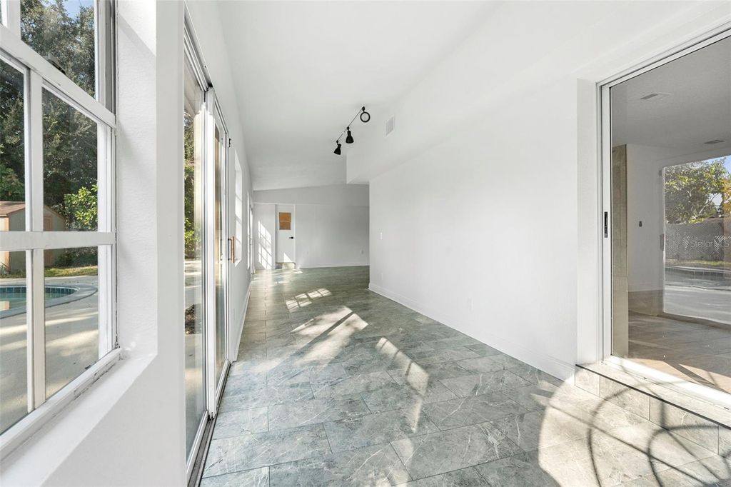 Image 53 of property listing at 1812 BAYWOOD AVENUE, Orlando, FL 32818