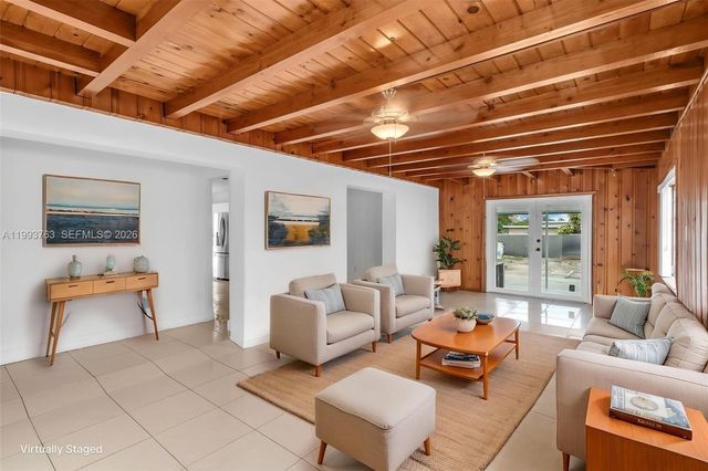 667 E 20th St, Hialeah, FL 33013