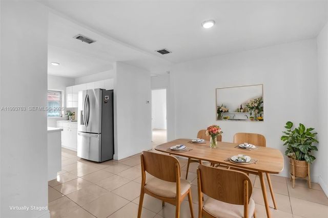 667 E 20th St, Hialeah, FL 33013